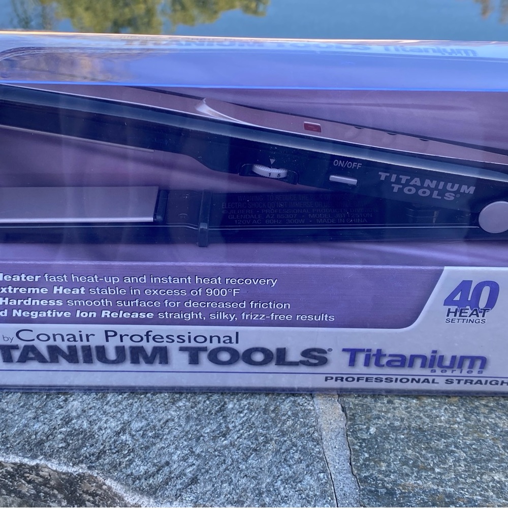 Titanium Tools Jilbere by Connie Professional. 1” NIB